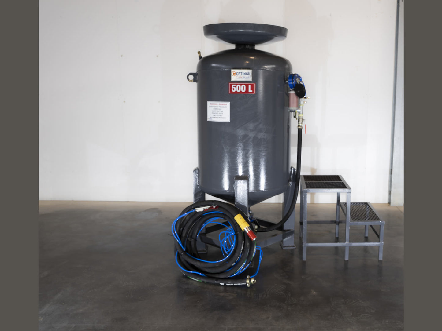 Tragbare Strahlmaschine Mobile Druckstrahl-Sandstrahlanlage